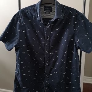 Men's medium casual shirt